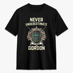 Gordon Old Ancient Tartan Crest 2D T-shirt - Never Underestimate Style