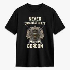 Gordon Weathered Tartan Crest 2D T-shirt - Never Underestimate Style