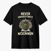 McKinnon Hunting Modern Tartan Crest 2D T-shirt - Never Underestimate Style
