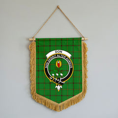 Don Tartan Crest Wall Hanging Banner - Wood Pole
