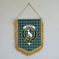 Hunter Ancient Tartan Crest Wall Hanging Banner - Wood Pole