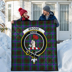 Brodie Hunting Modern Tartan Crest Quilt