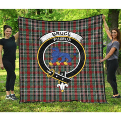 Bruce of Kinnaird Tartan Crest Tartan Quilt