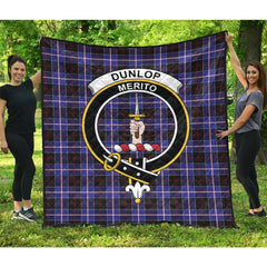 Dunlop Modern Tartan Crest Quilt
