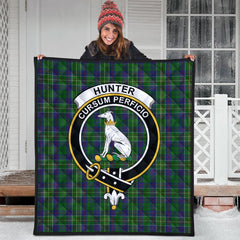 Hunter of Hunterston Tartan Crest Quilt