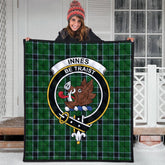 Innes Hunting Tartan Crest Quilt