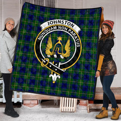 Johnston Modern Tartan Crest Quilt