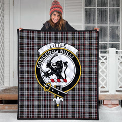 Little Arisaid Tartan Crest Quilt