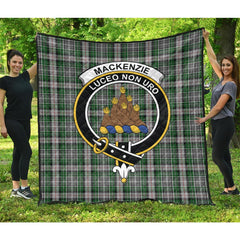 MacKenzie Hastie Tartan Crest Quilt