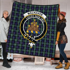 MacKenzie Hunting Green Tartan Crest Quilt