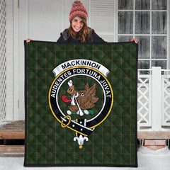 MacKinnon Hunting Tartan Crest Quilt