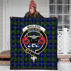 MacLeod of Harris Family Modern Tartan Crest Quilt