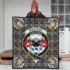 MacLeod of Harris Weathered Tartan Crest Premium Quilt - Gold Thistle Style