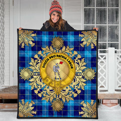 McKerrell Tartan Crest Premium Quilt - Gold Thistle Style