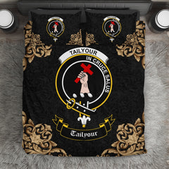Tailyour (or Taylor) Crest Black Bedding Set