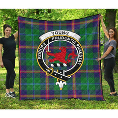 Young Modern Tartan Crest Quilt