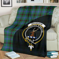 Davidson Ancient Tartan Crest Blanket Wave Style