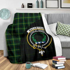 MacArthur Modern Tartan Crest Blanket Wave Style
