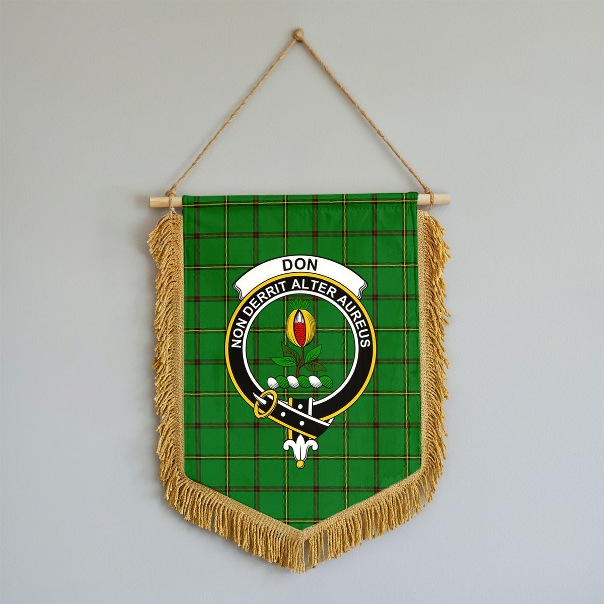 Don Tartan Crest Wall Hanging Banner - Wood Pole