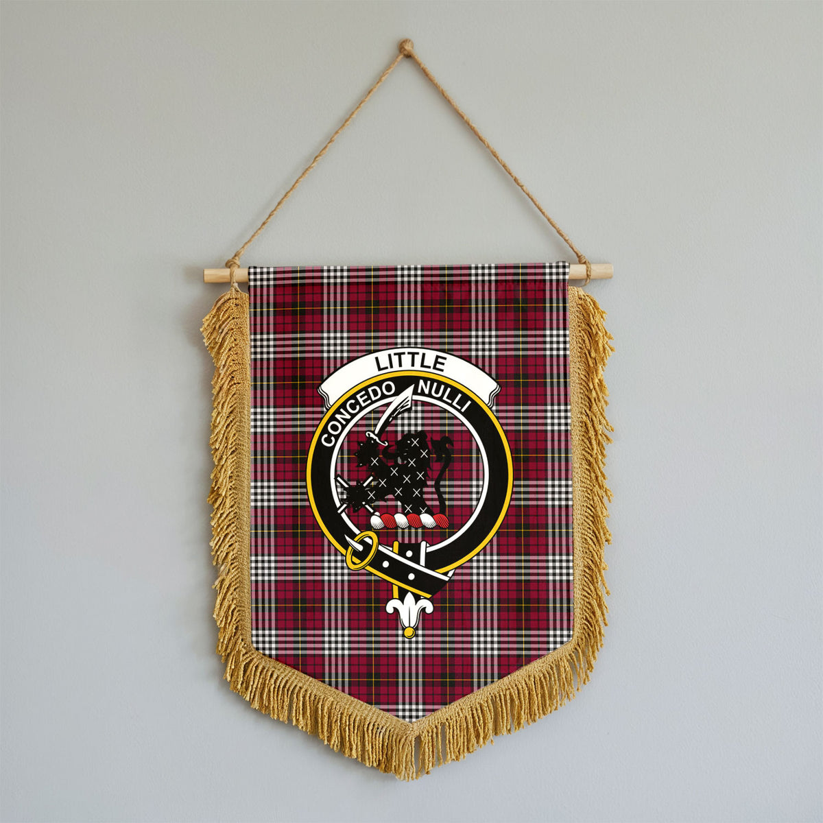 Little Tartan Crest Wall Hanging Banner - Wood Pole