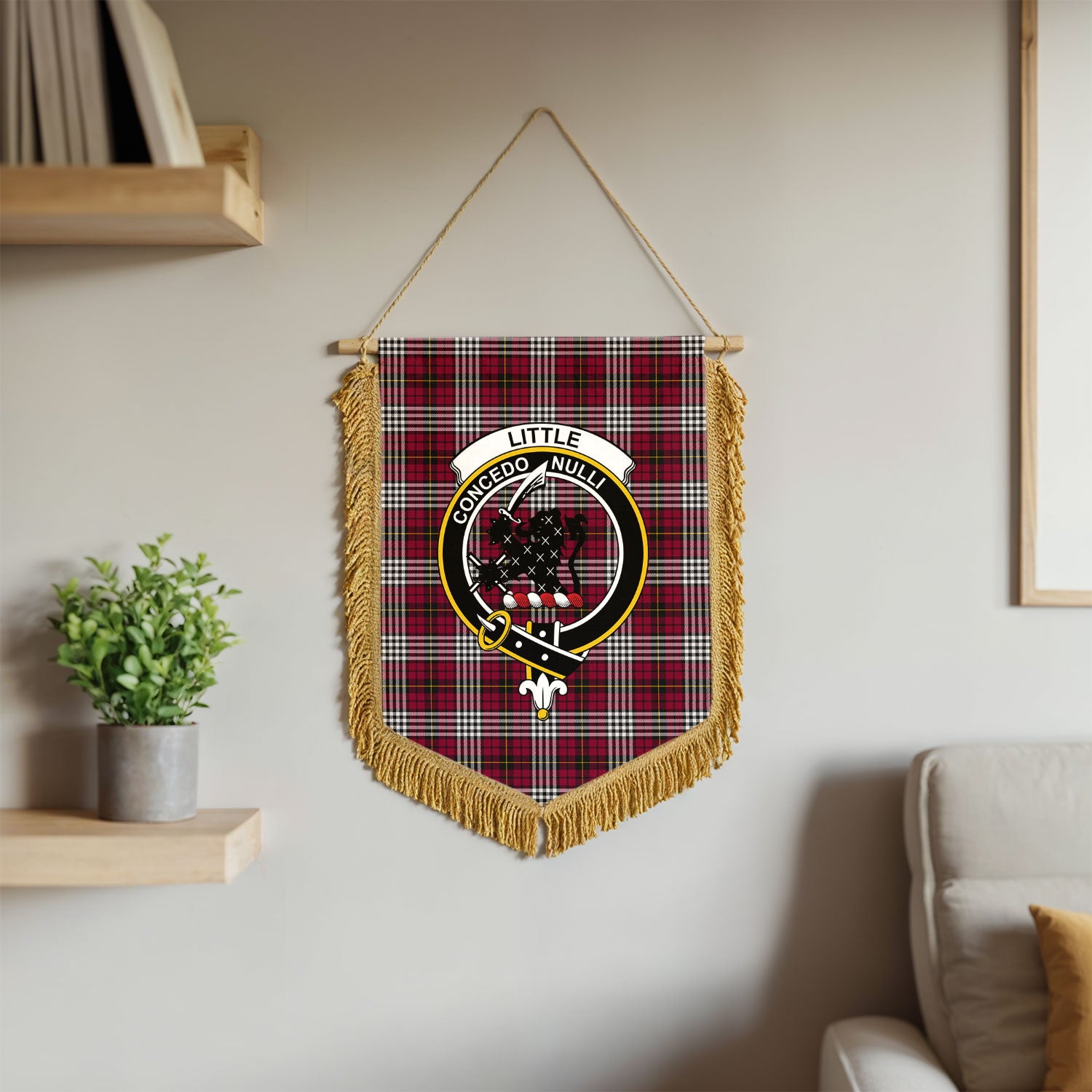 Little Tartan Crest Wall Hanging Banner - Wood Pole