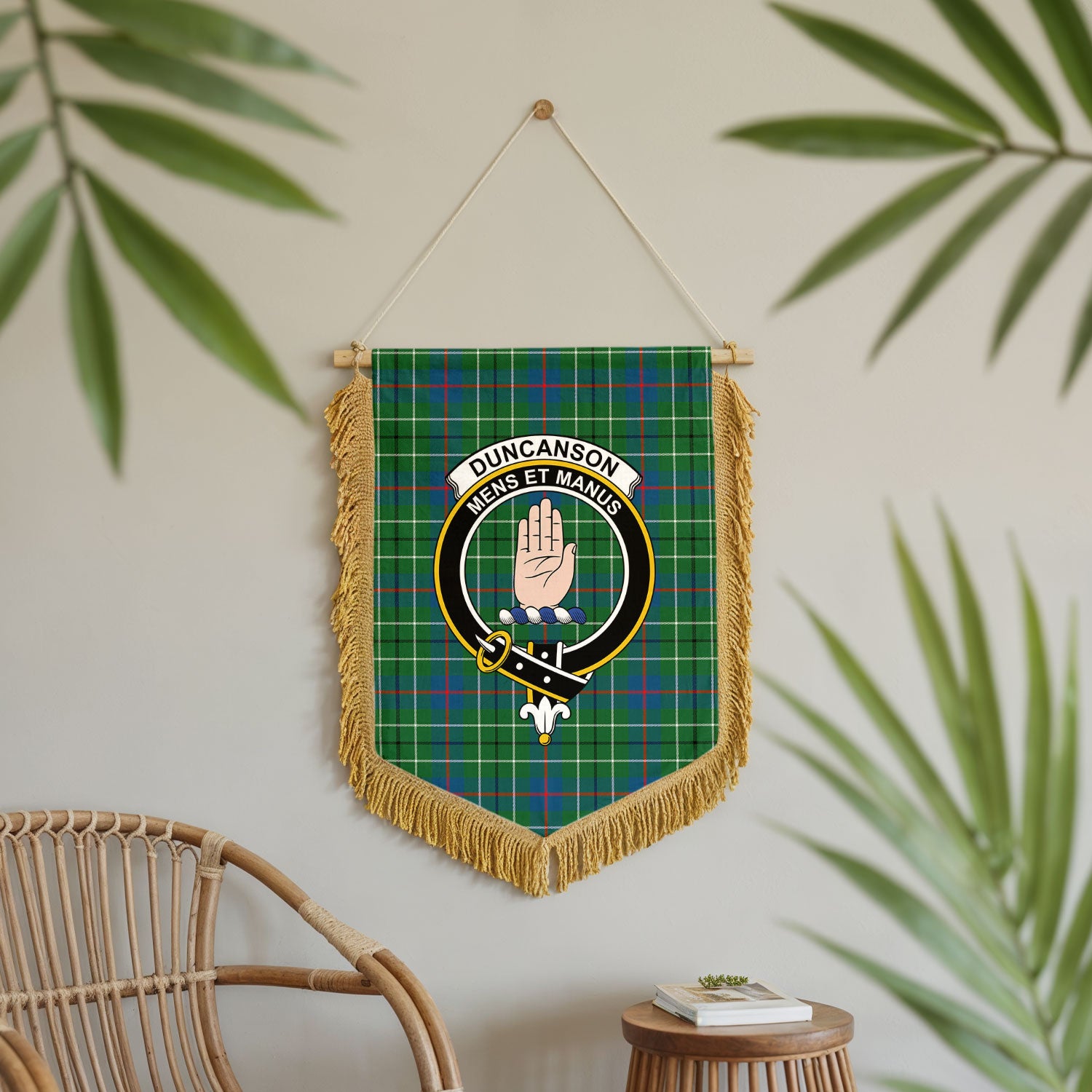 Duncanson Tartan Crest Wall Hanging Banner - Wood Pole