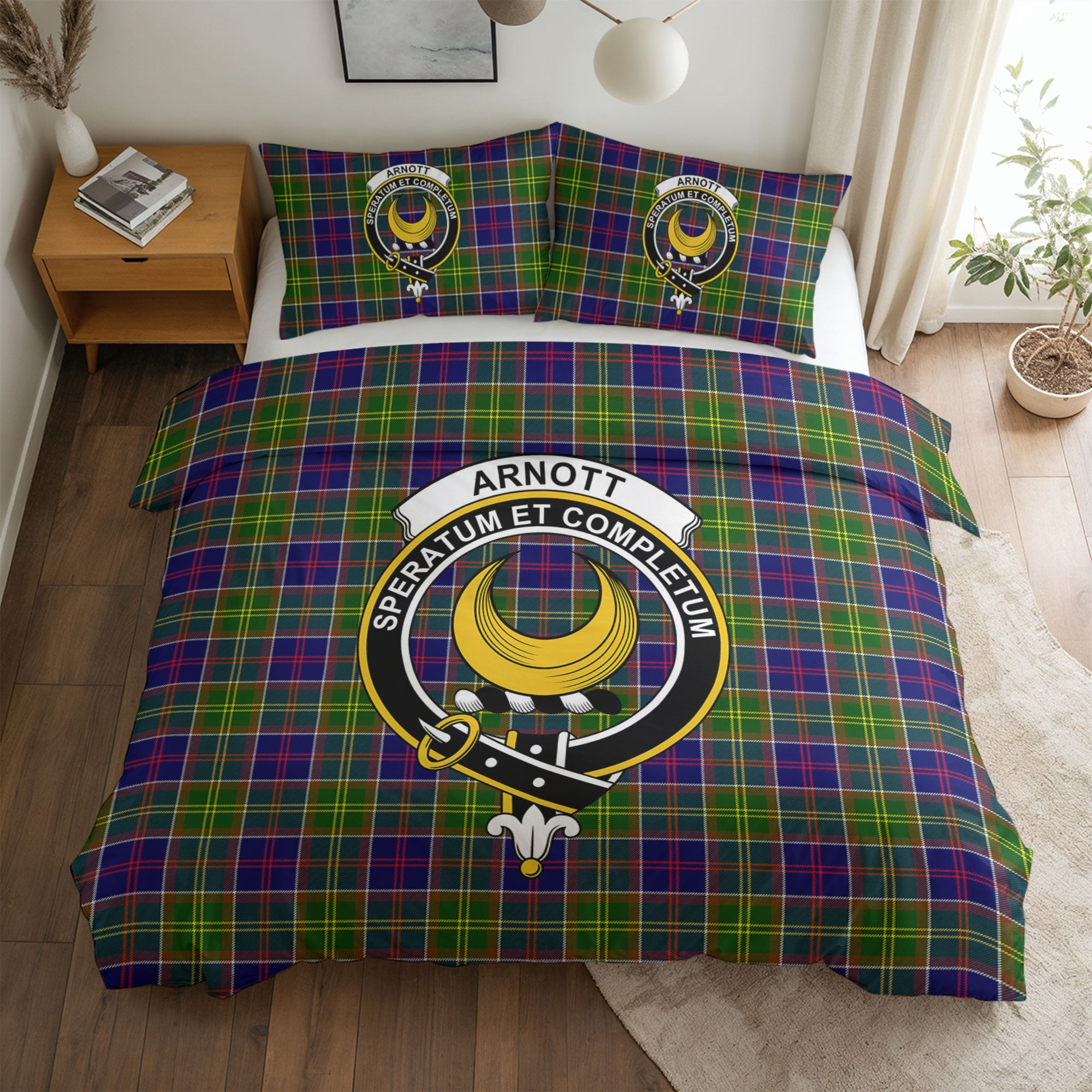 Arnott Tartan Crest Bedding Set