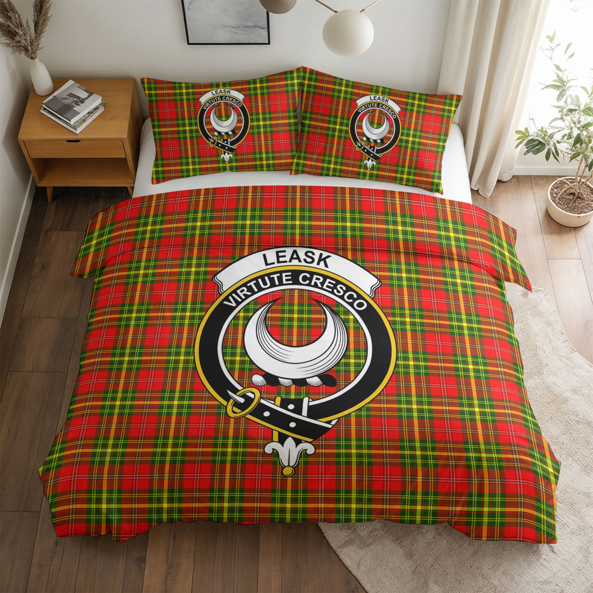 Leask Tartan Crest Bedding Set