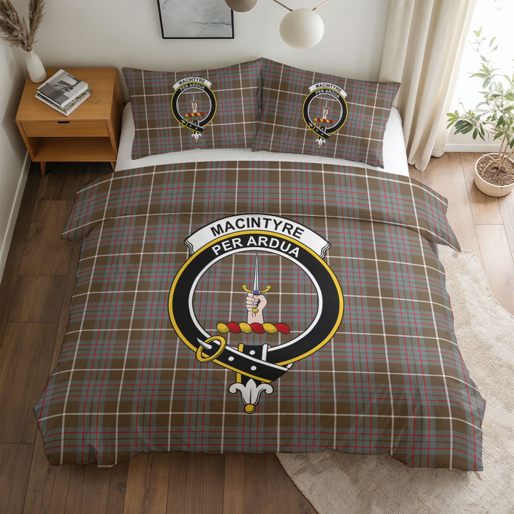 MacIntyre Hunting Weathered Tartan Crest Bedding Set