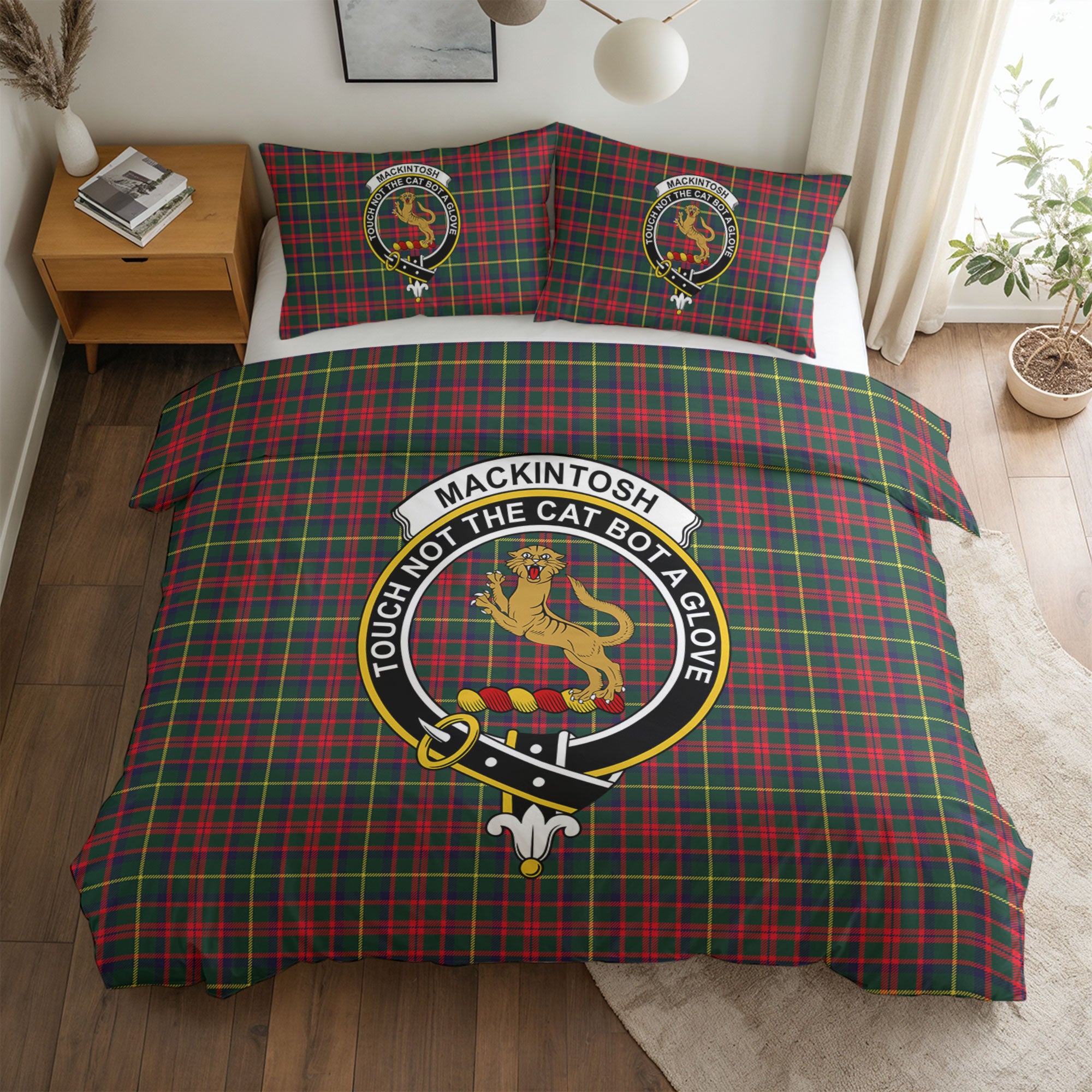 MacKintosh Hunting Modern Tartan Crest Bedding Set