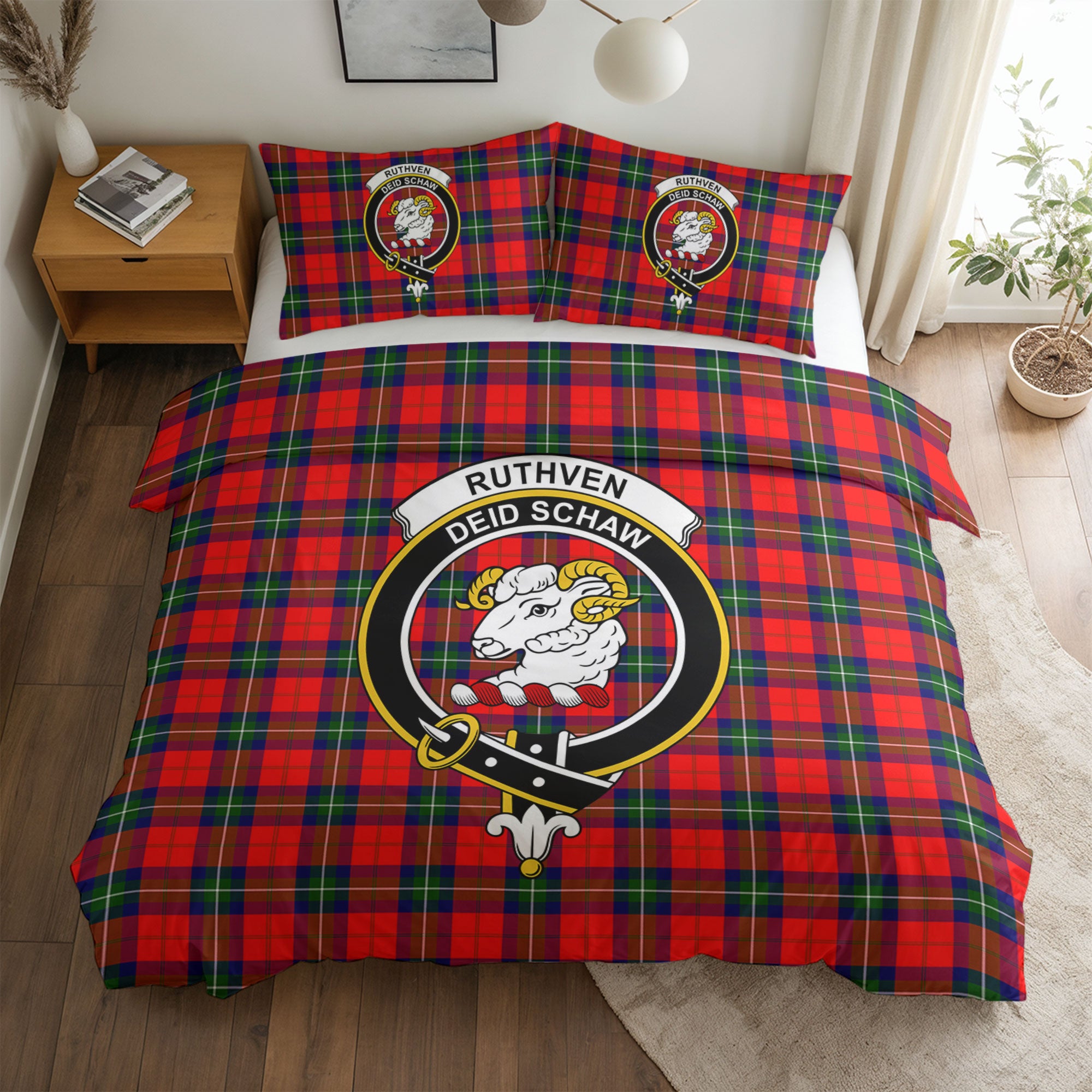 Ruthven Modern Tartan Crest Bedding Set