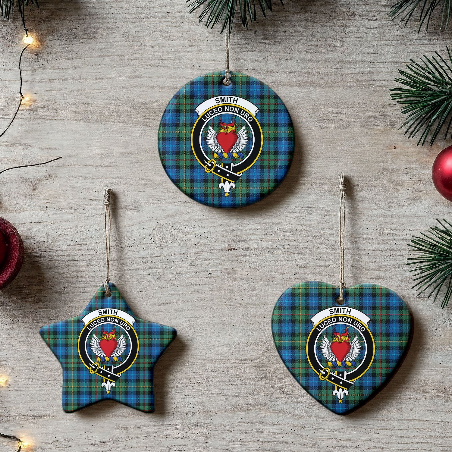 Smith Ancient Tartan Crest Christmas Ceramic Ornament