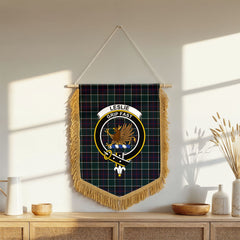 Leslie Hunting Modern Tartan Crest Wall Hanging Banner - Wood Pole