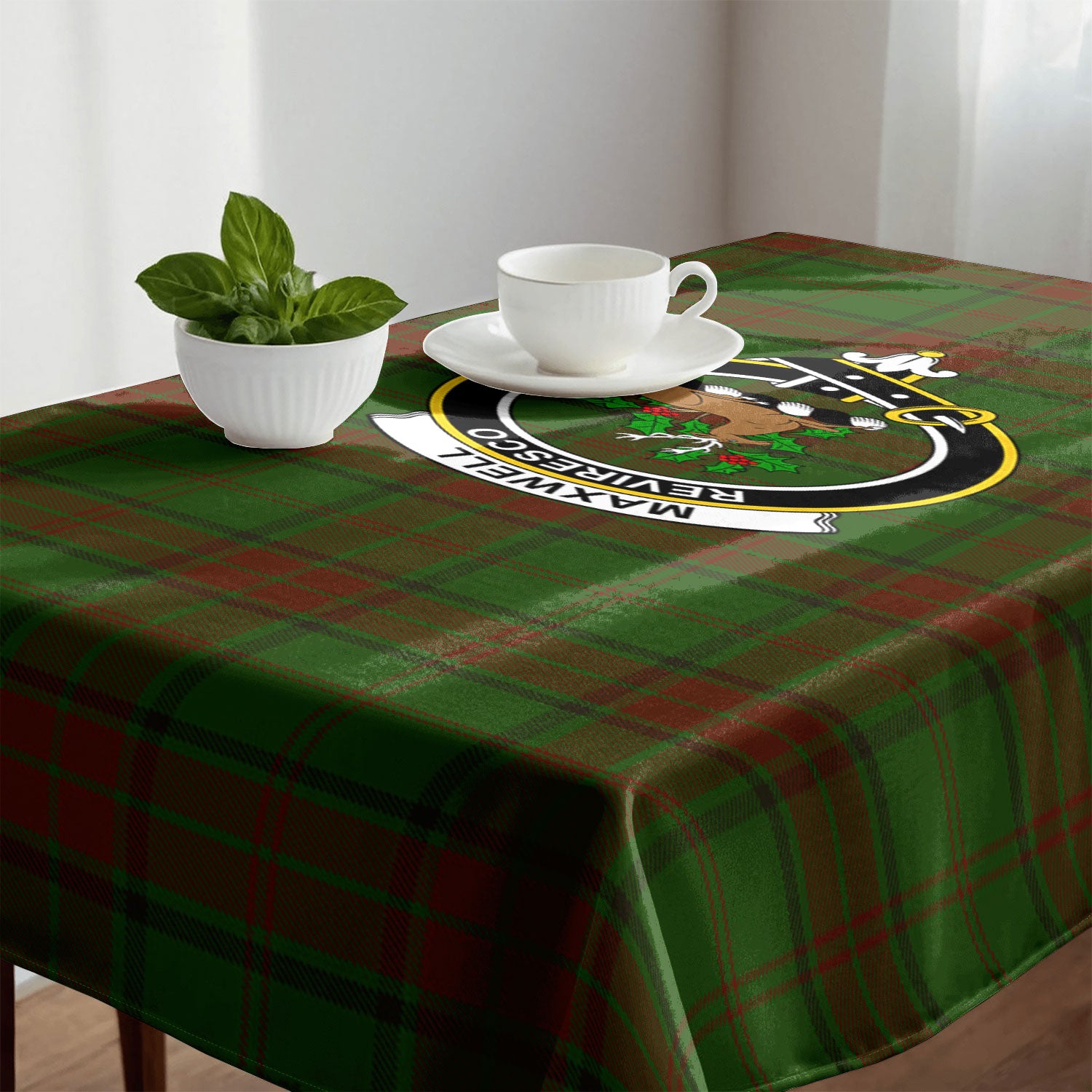 Maxwell Hunting Tartan Crest Tablecloth
