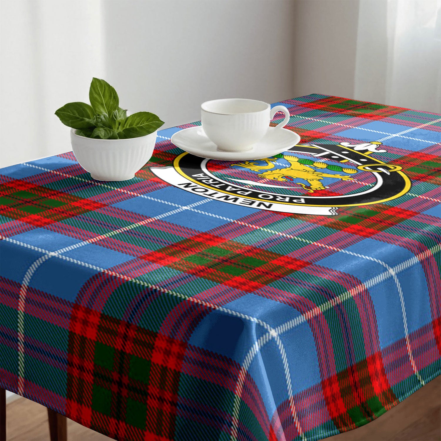 Newton Tartan Crest Tablecloth