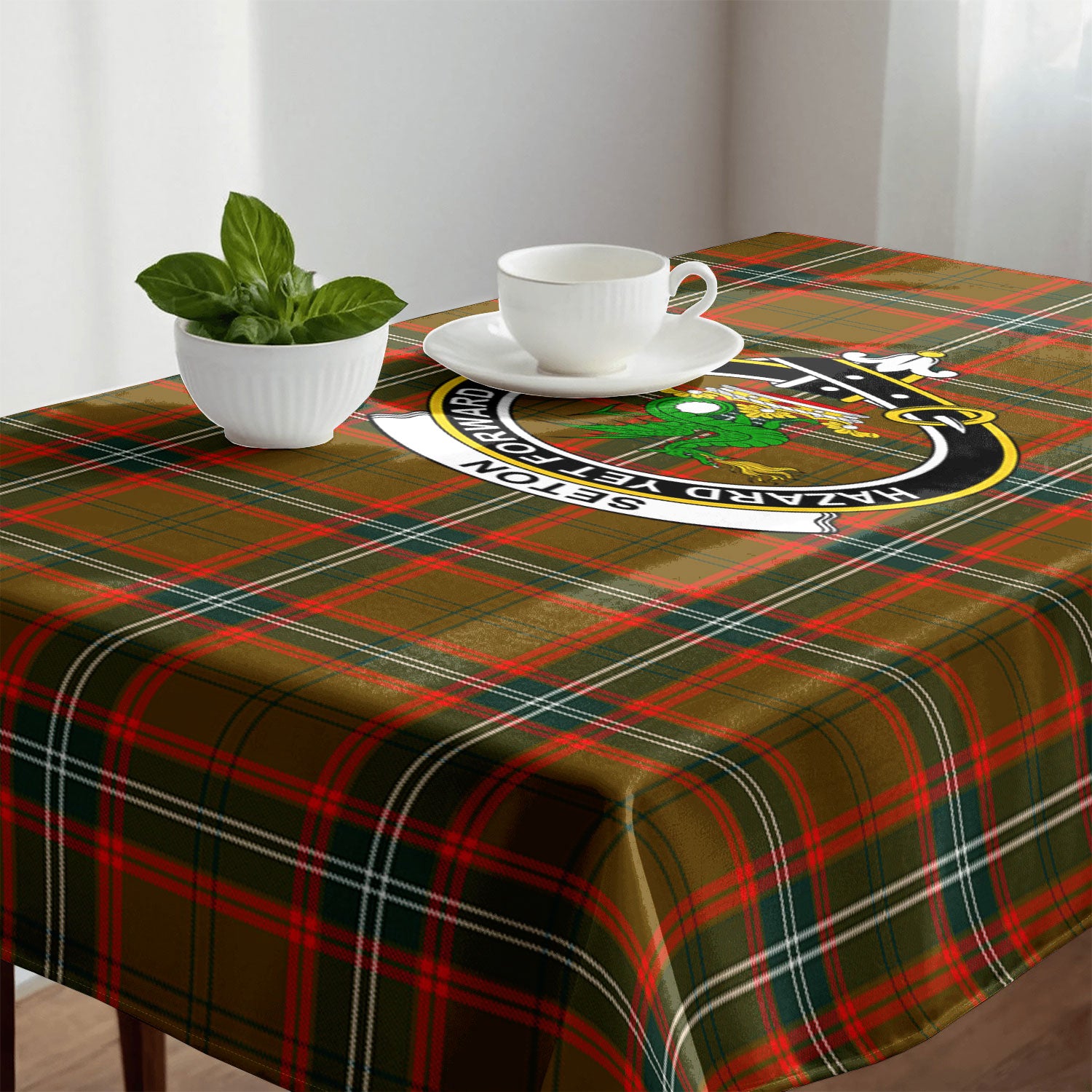 Seton Hunting Modern Tartan Crest Tablecloth