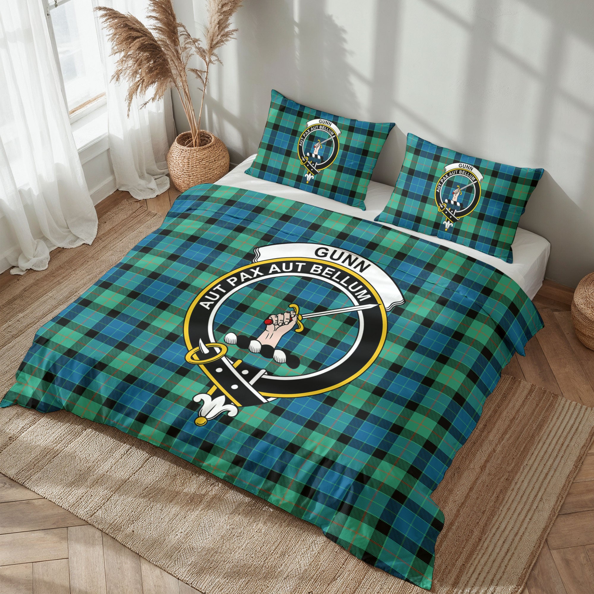 Gunn Ancient Tartan Crest Bedding Set