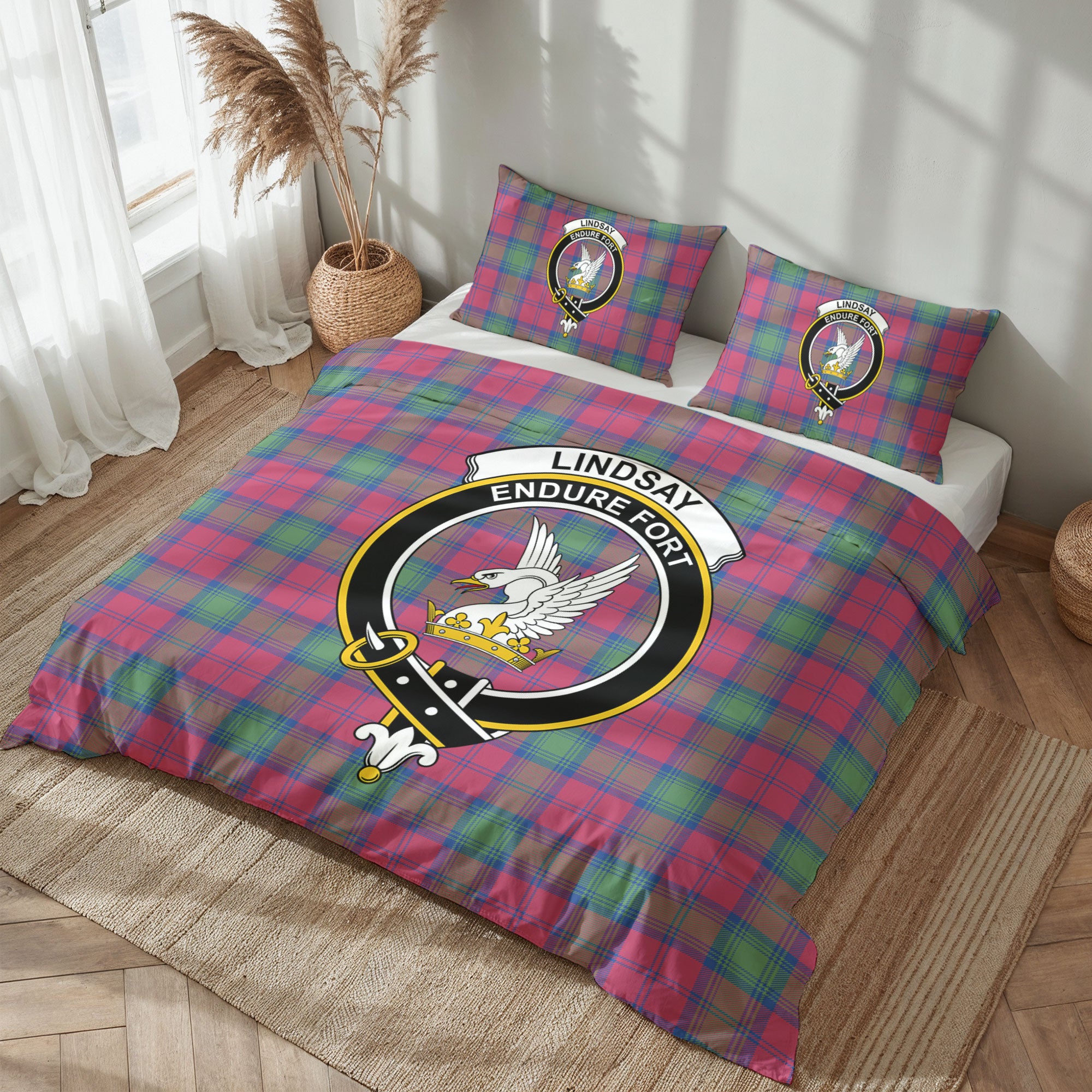 Lindsay Ancient Tartan Crest Bedding Set