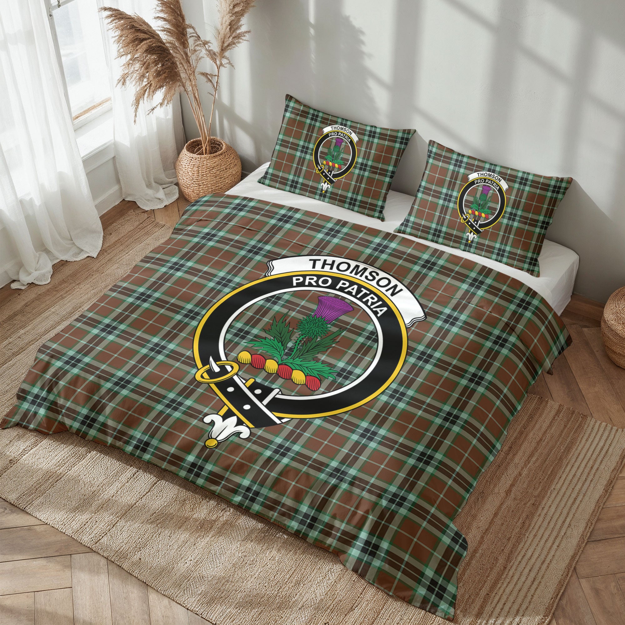 Thomson Hunting Modern Tartan Crest Bedding Set