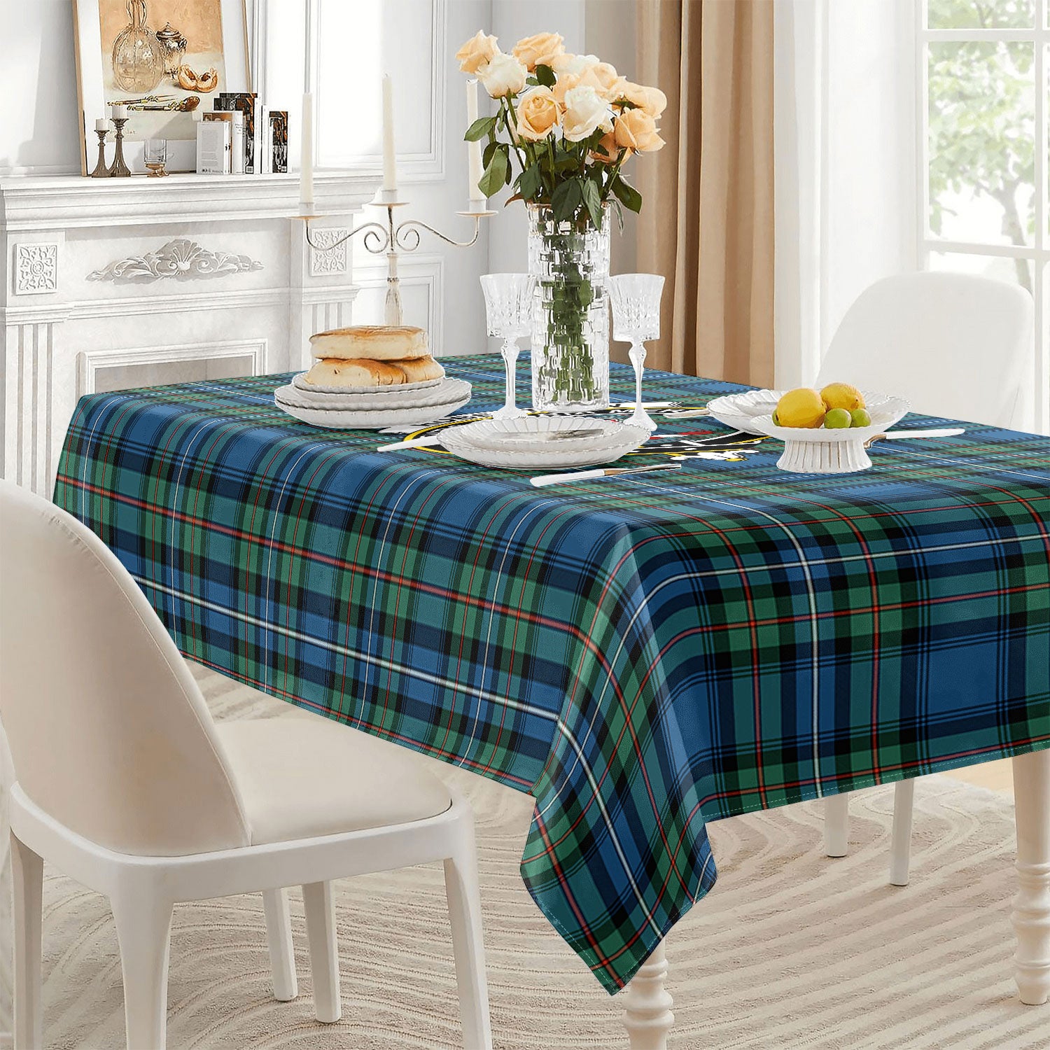 Robertson Hunting Ancient Tartan Crest Tablecloth