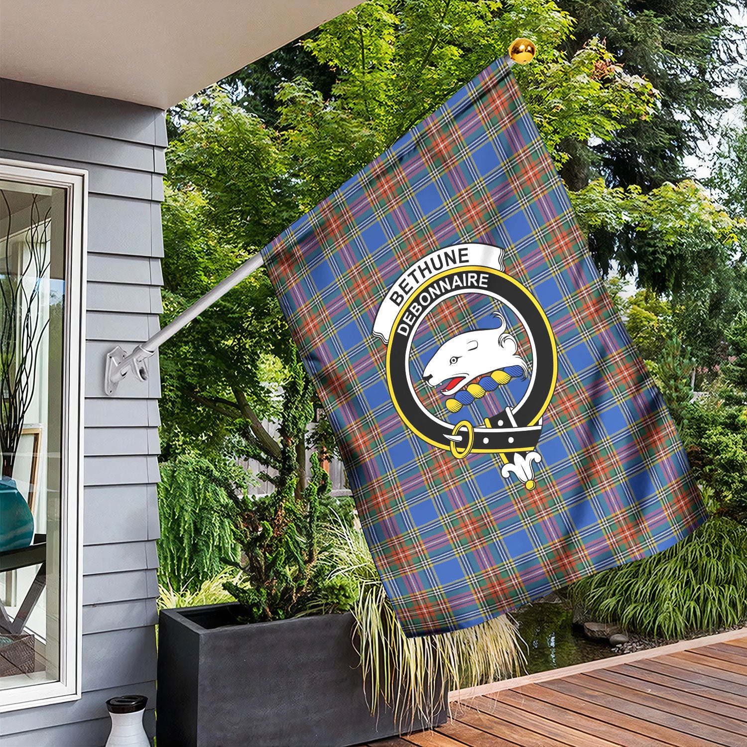 Bethune Ancient Tartan Crest Garden Flag