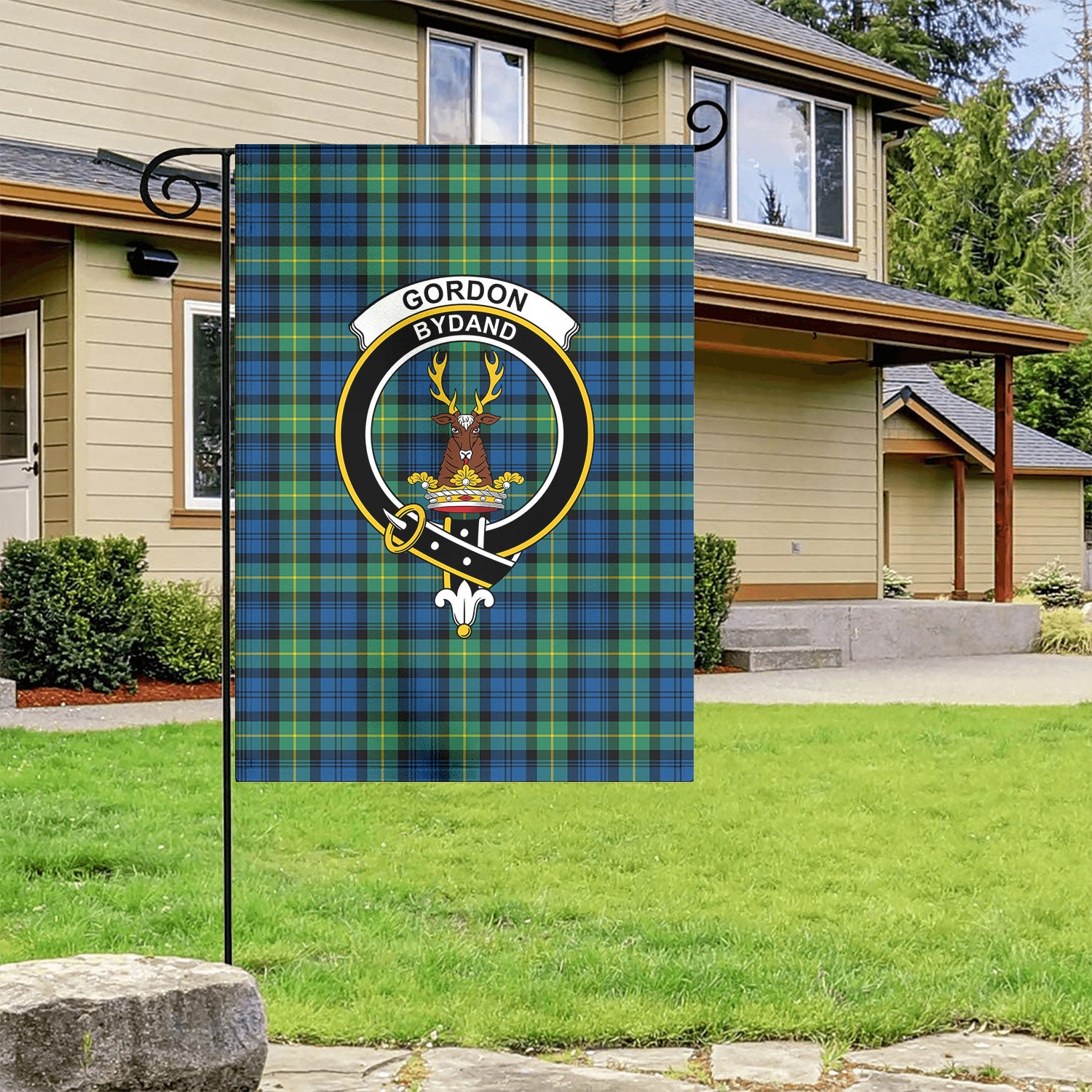 Gordon Ancient Tartan Crest Garden Flag