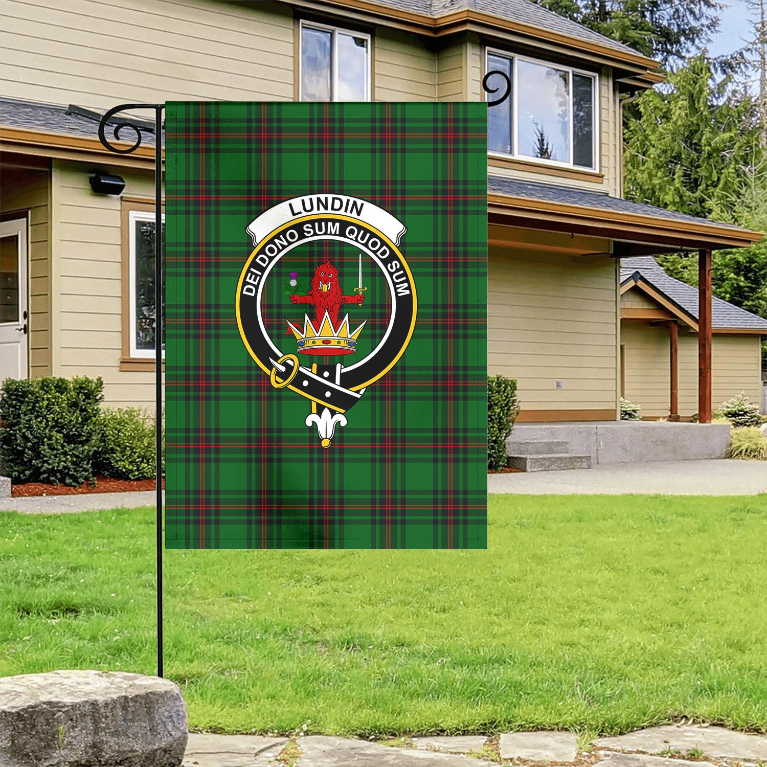 Lundin Tartan Crest Garden Flag