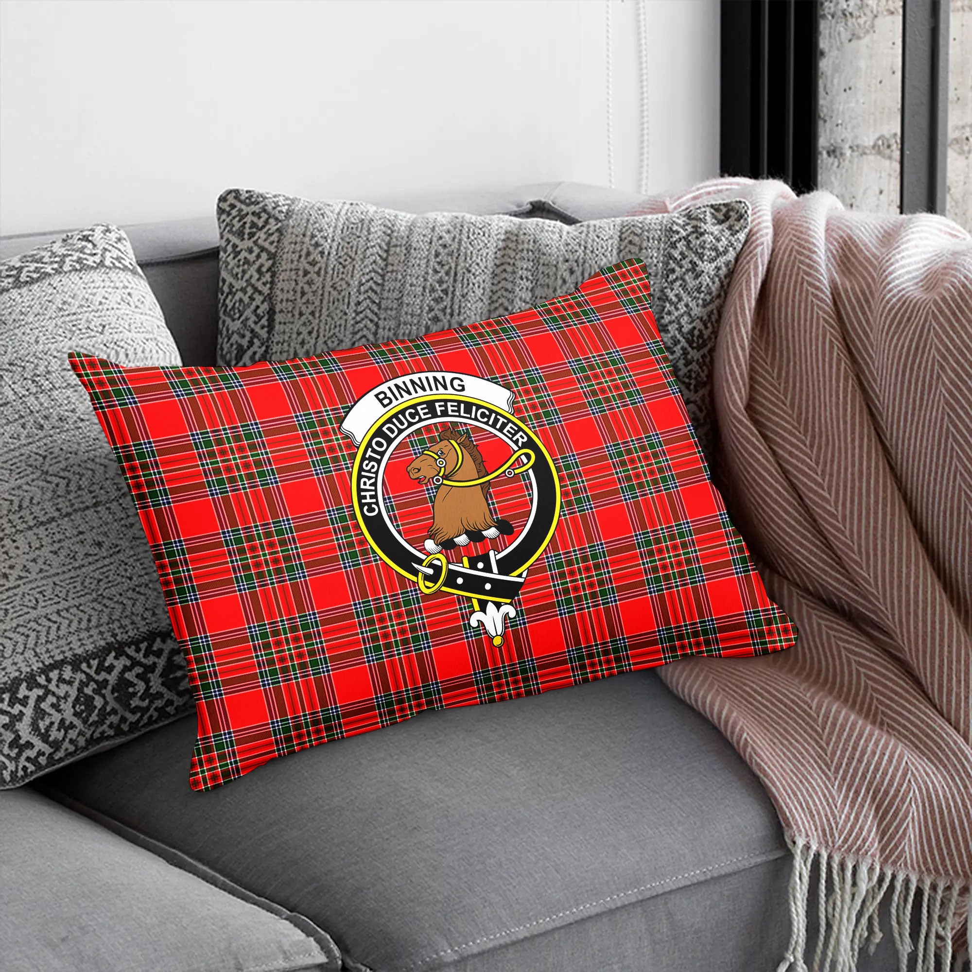 Binning (of Wallifoord) Tartan Crest Pillow Cover