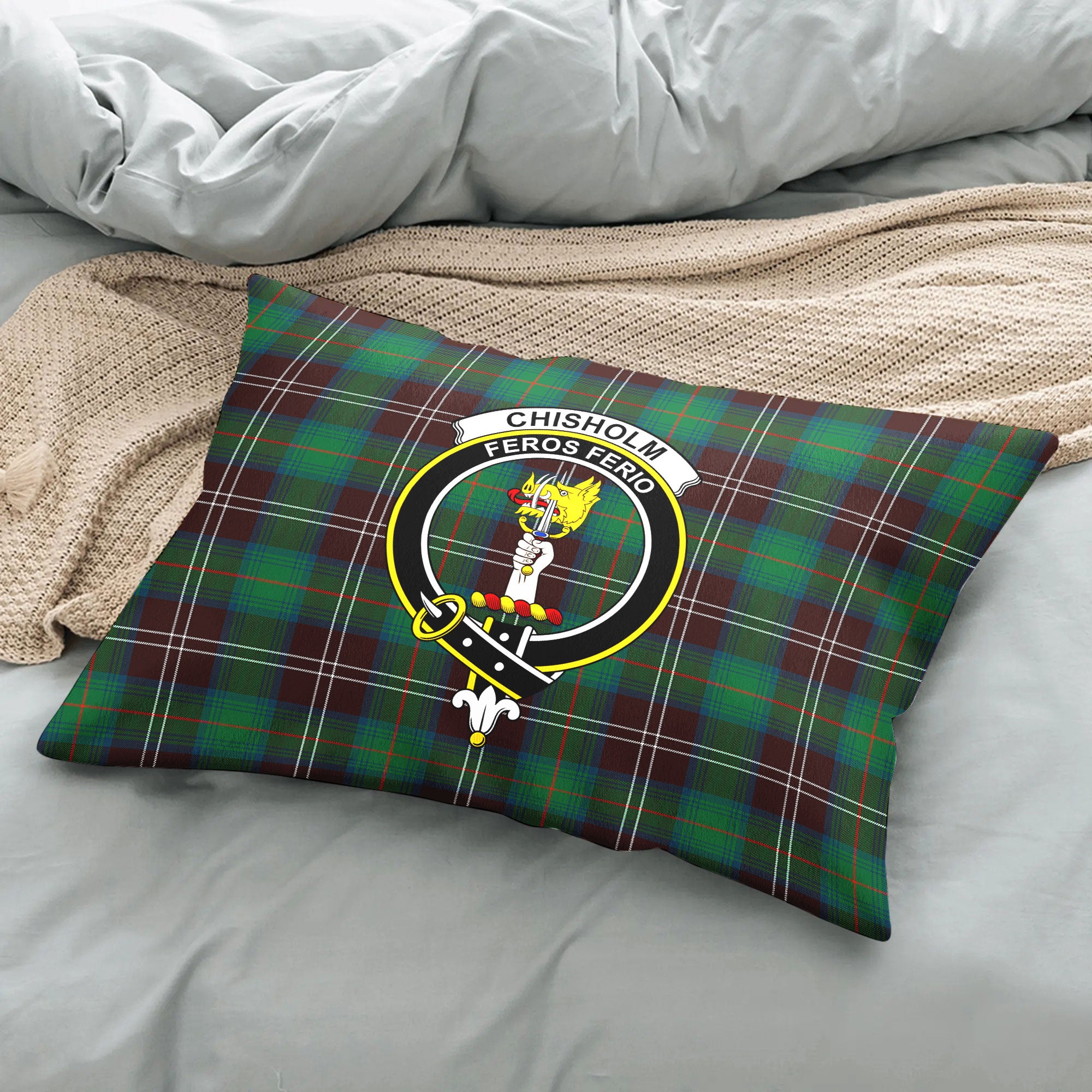 Chisholm Hunting Ancient Tartan Crest Pillow Cover