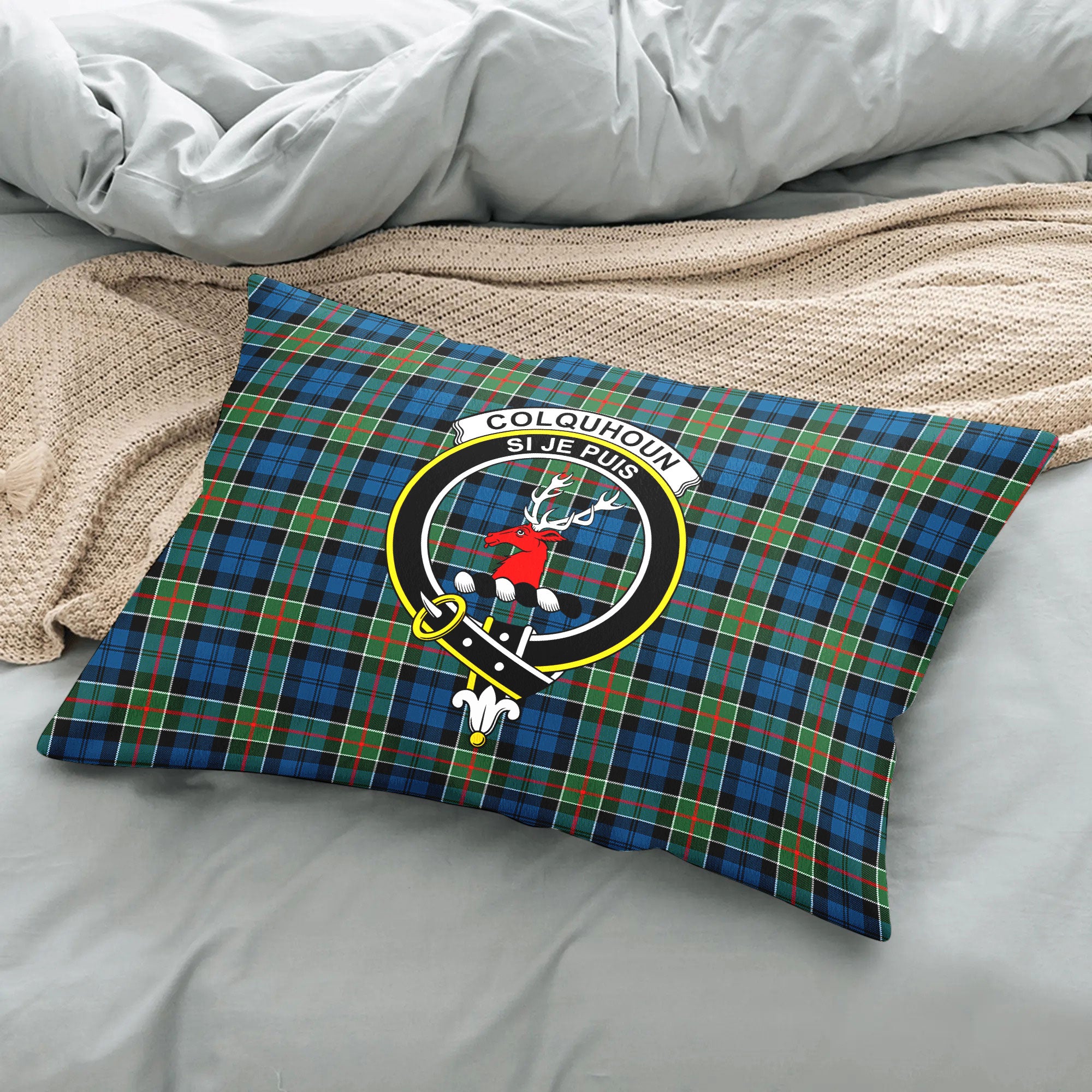 Colquhoun Ancient Tartan Crest Pillow Cover