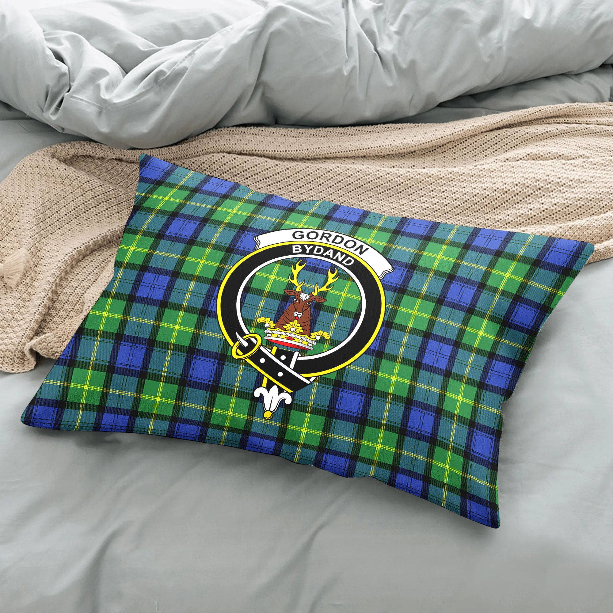 Gordon Old Ancient Tartan Crest Pillow Cover