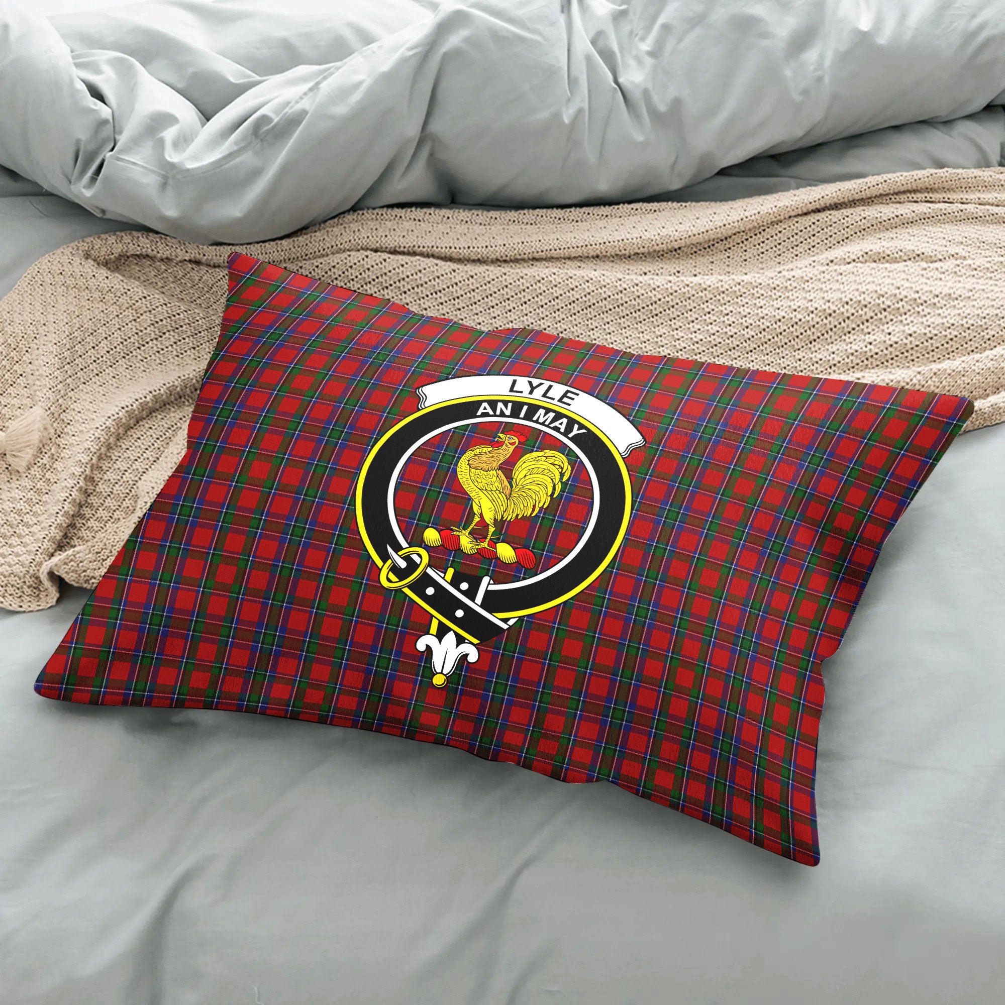 Lyle Tartan Crest Pillow Cover