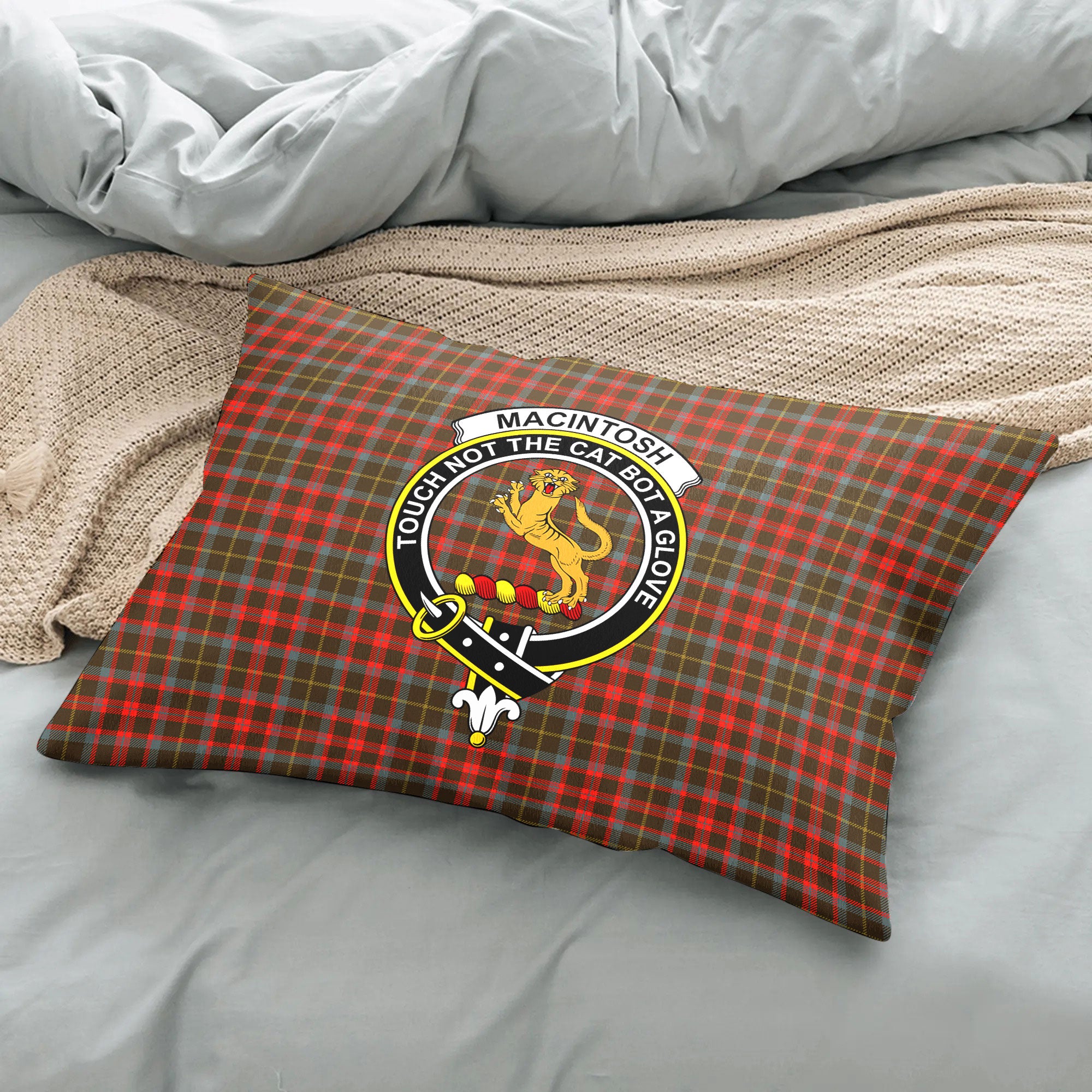 MacIntosh Hunting Weathered Tartan Crest Pillow Cover