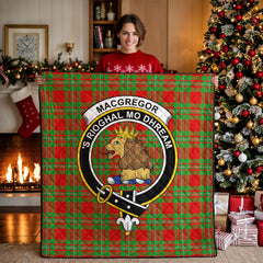 MacGregor Modern Tartan Crest Quilt